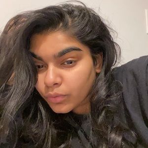 Meet your Posher, Shana